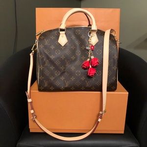 ❌SOLD❌ Brand new LV Speedy B30 w/ accessories